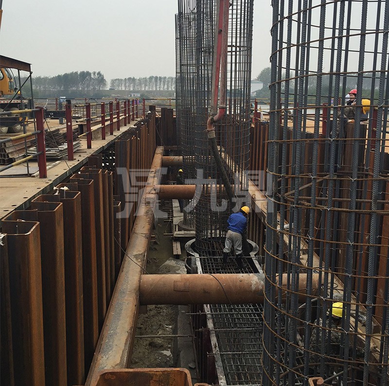 武漢市政路橋-天河機場S9標段1鋼圍堰