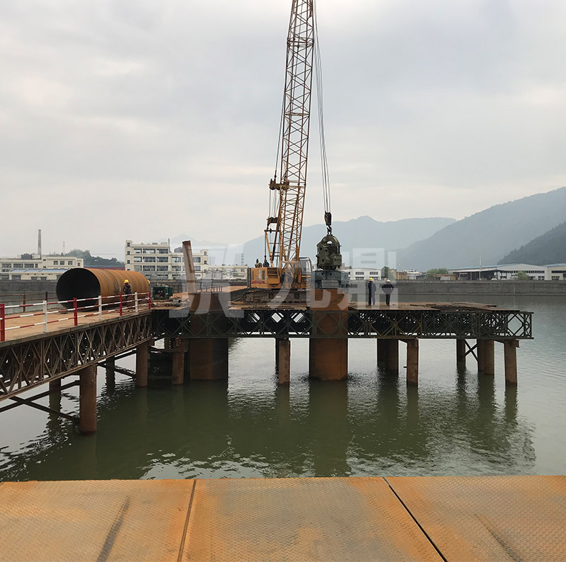   應急貝雷麻豆国产在线和固定貝雷麻豆国产在线具有構件少，重量輕，成本低的特點